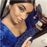 Profesora de flamenco en horas extraescolares, o horarios matutinos, que adora trabajar dando clases de baile